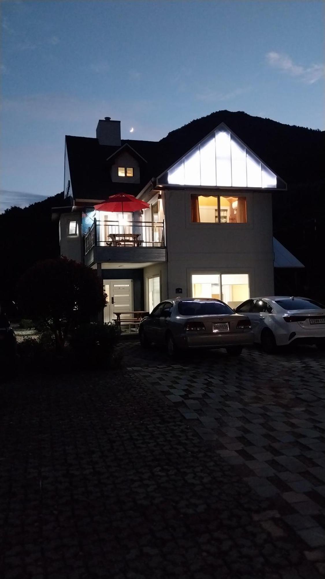 White House Namhae Exterior foto