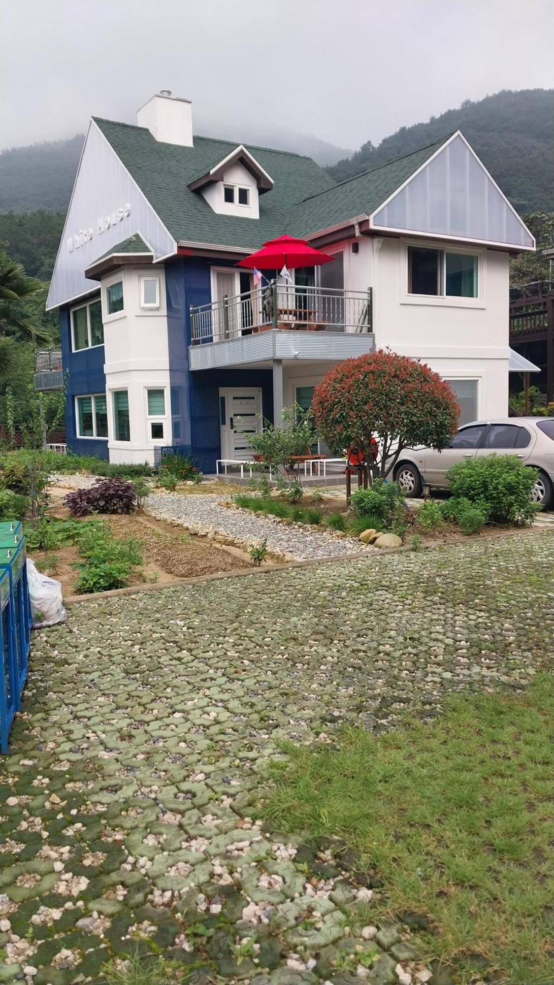 White House Namhae Exterior foto
